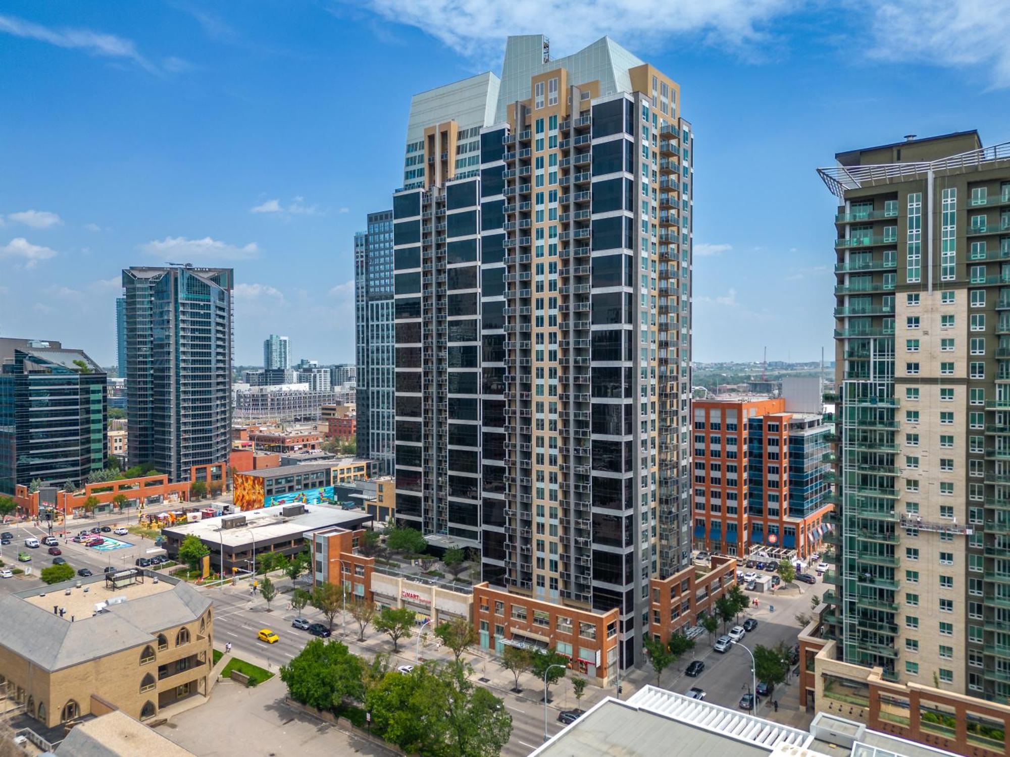 City Centre Retreat - 1Br Condo With Desk YYC Екстериор снимка