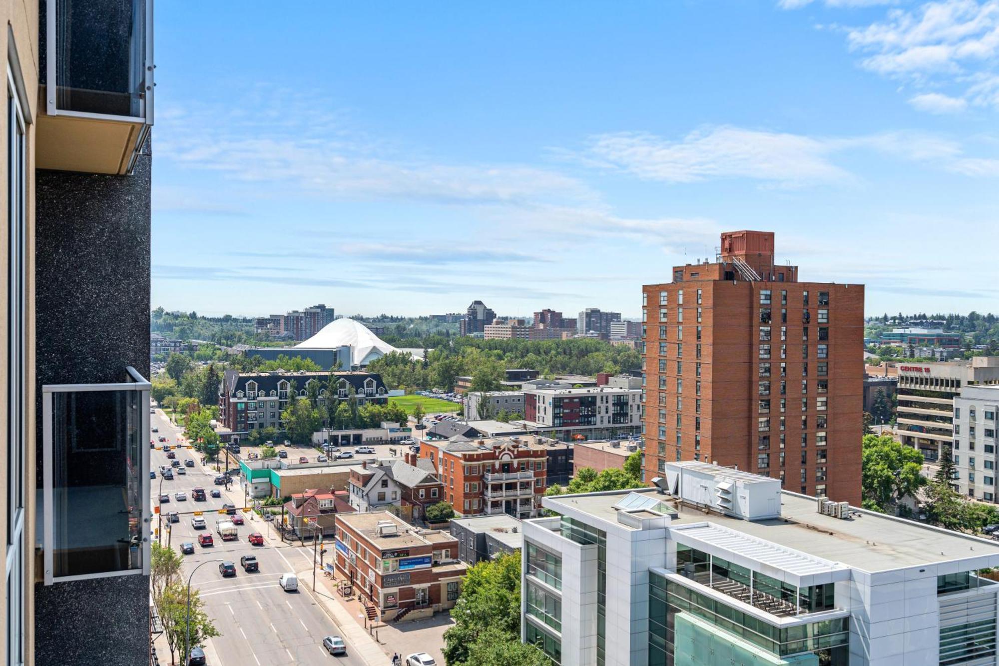 City Centre Retreat - 1Br Condo With Desk YYC Екстериор снимка